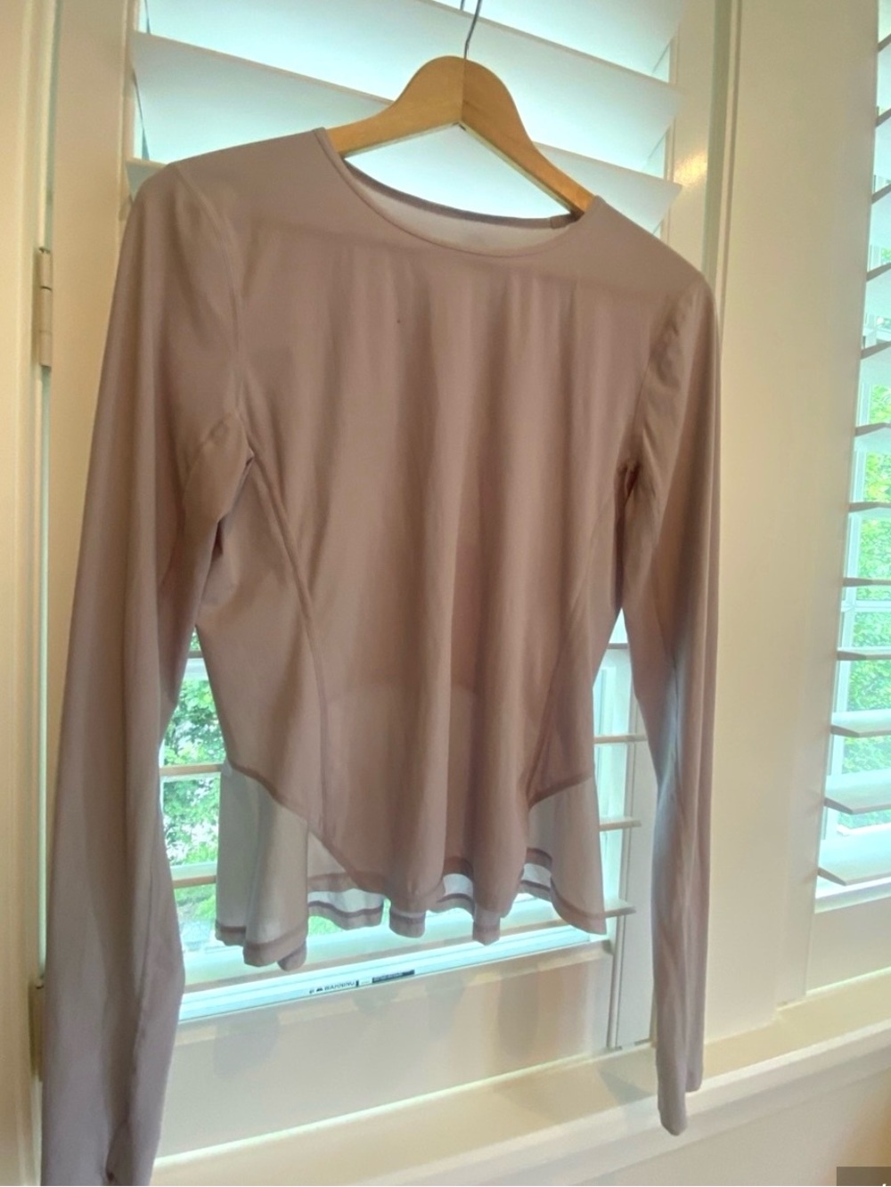 Lululemon Top Size 6 Soft mauve
